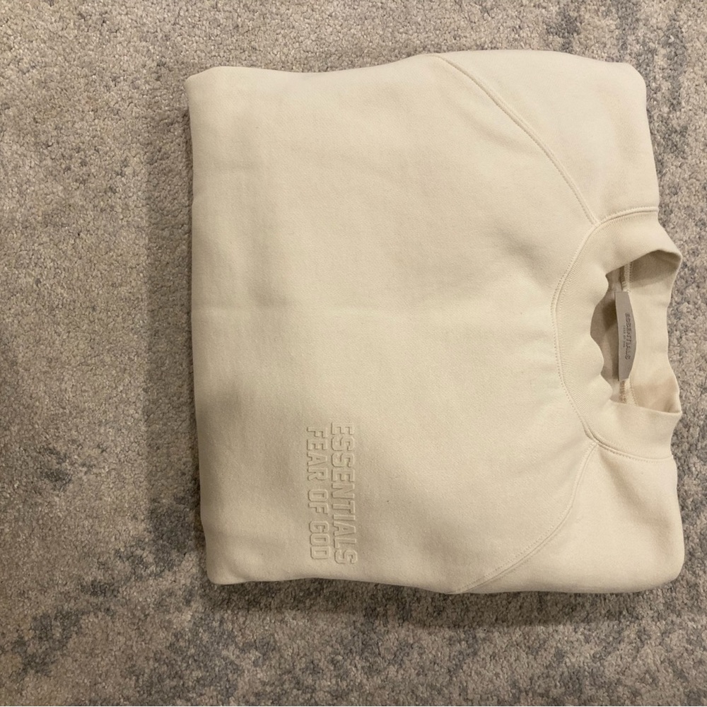 Fear of God Essentials Crewneck - Picture 4 of 6